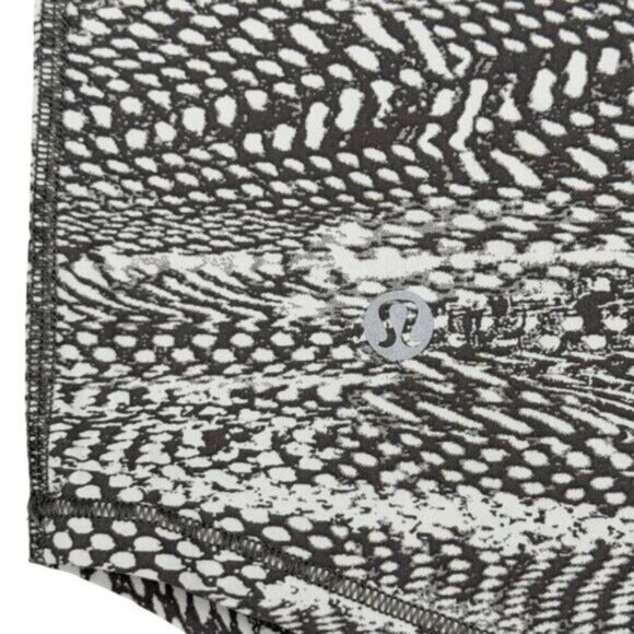 Lululemon For The Run Short Sleeves Womens Size 4 Swerve Vapor Metal Grey - Picture 7 of 7